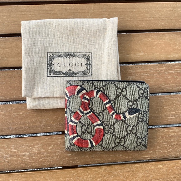 Gucci Other - Gucci supreme kingsnake print Mens bifold wallet